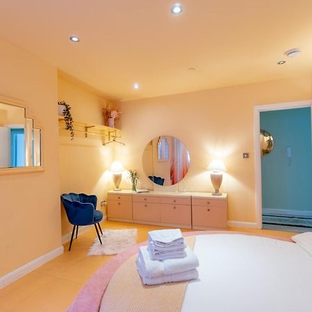 The Courtyard Suite By Margate Suites 외부 사진