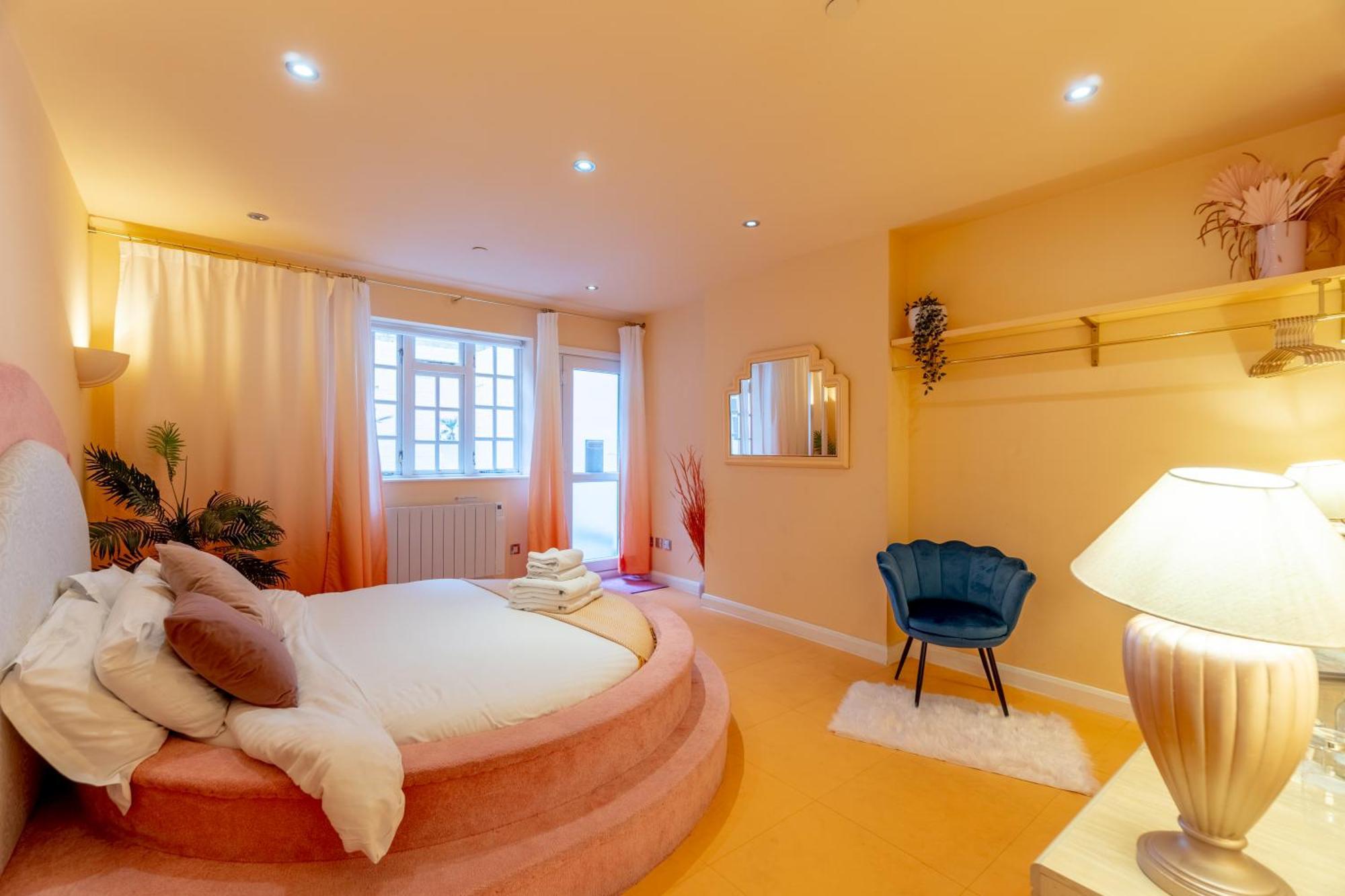 The Courtyard Suite By Margate Suites 외부 사진