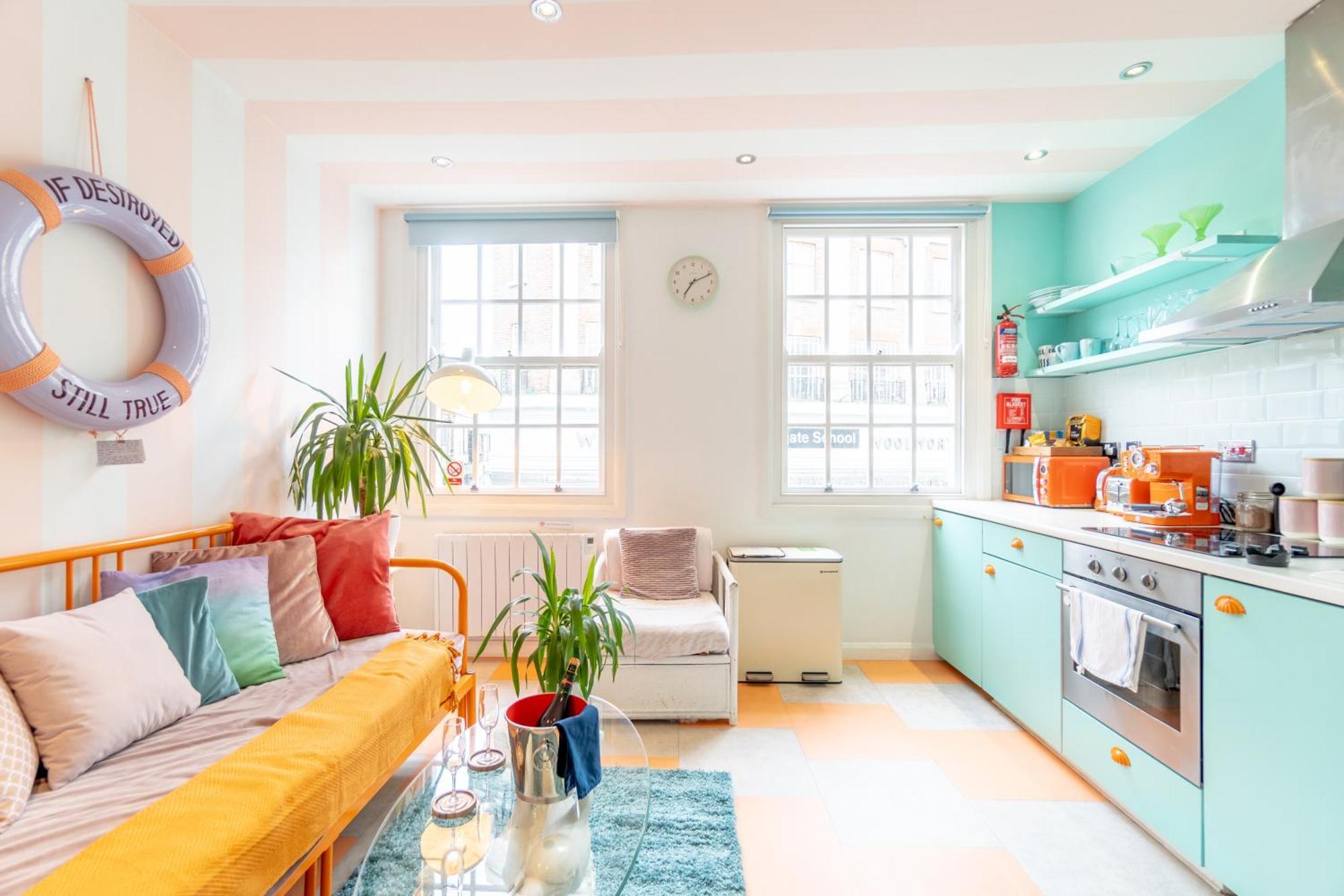 The Courtyard Suite By Margate Suites 외부 사진